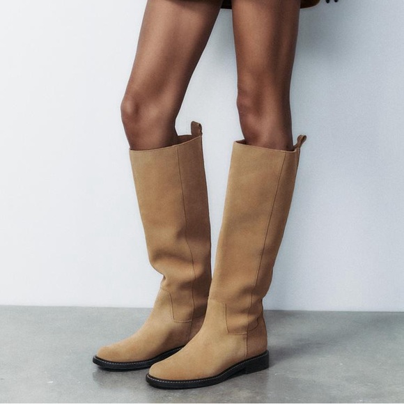 NWT Zara Flat Suede Boots with Interior Lining in Dark Tan - US Women’s 10 - Picture 2 of 6